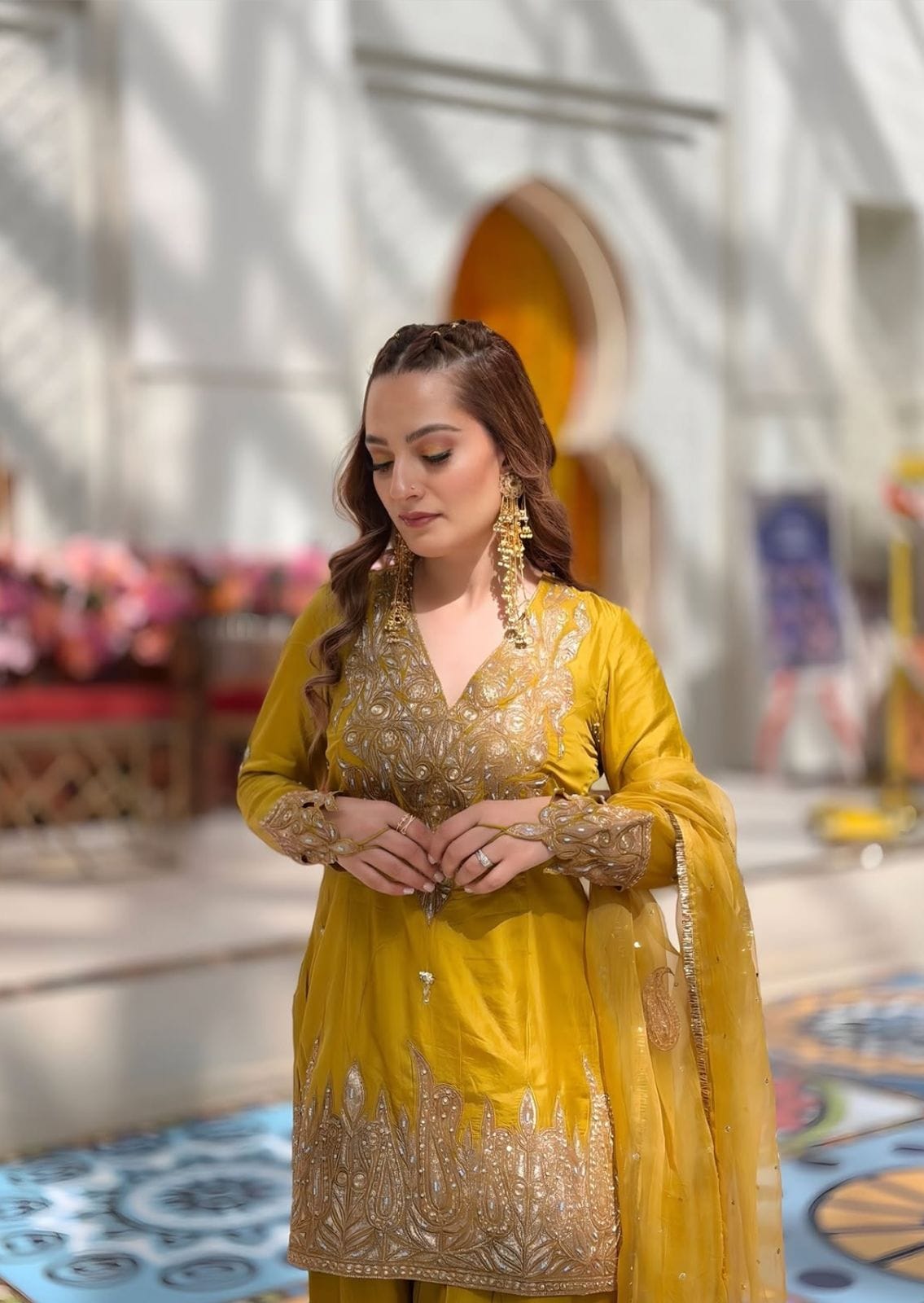 Mustard Tilla Embroidered Kameez Farshi Salwar Organza Dupatta